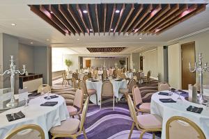 Sandman Signature London Gatwick