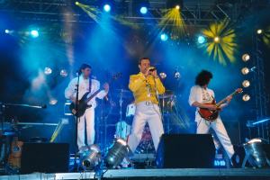 Queen tribute band